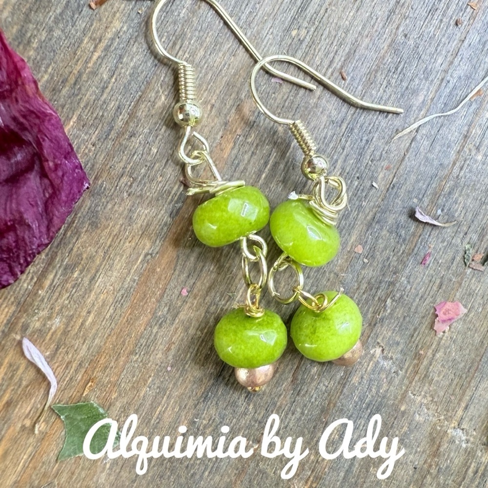 Gold and Vibrant Green peridot Earrings